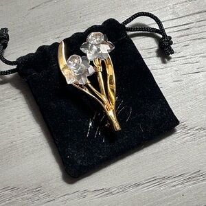 Swarovski crystal memories daffodil vintage brooch